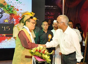 The Governor of Arunachal Pradesh Shri JP Rajkhowa felicitated by the Director, North Eastern Regional Institute of Science and Technology (NERIST), Nirjuli, Prof. PK Das in the inaugural function of the SONABYSS�15, the annual techno-cultural festival of NERIST, in its campus on 2nd November 2015.
